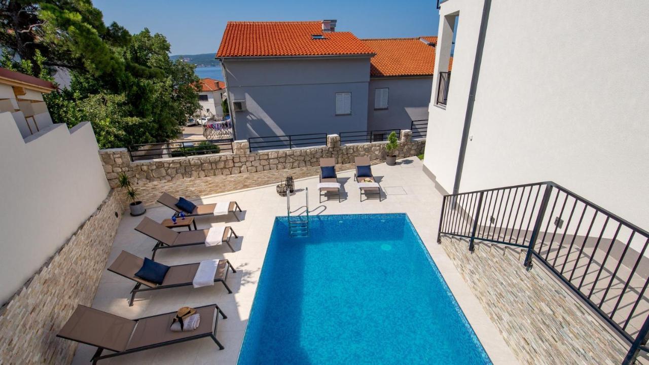 Apartments Villa Frankola With Swimming Pool Crikvenica Extérieur photo