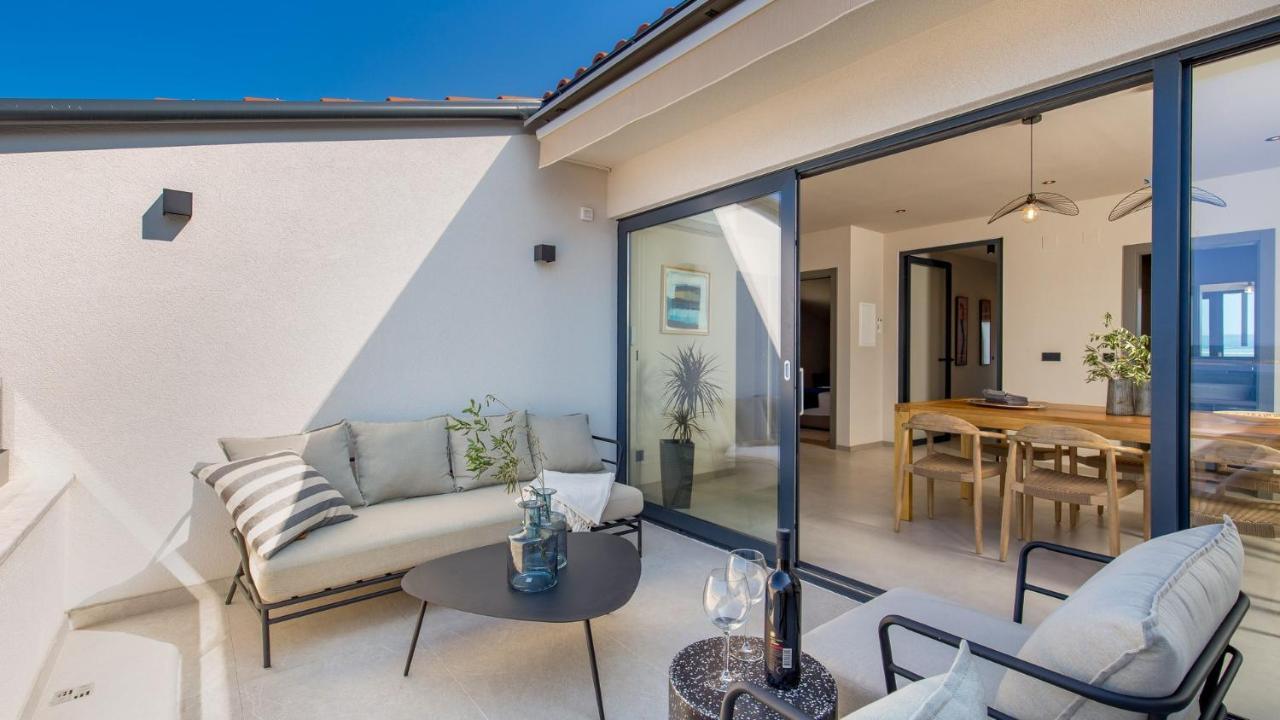 Apartments Villa Frankola With Swimming Pool Crikvenica Extérieur photo