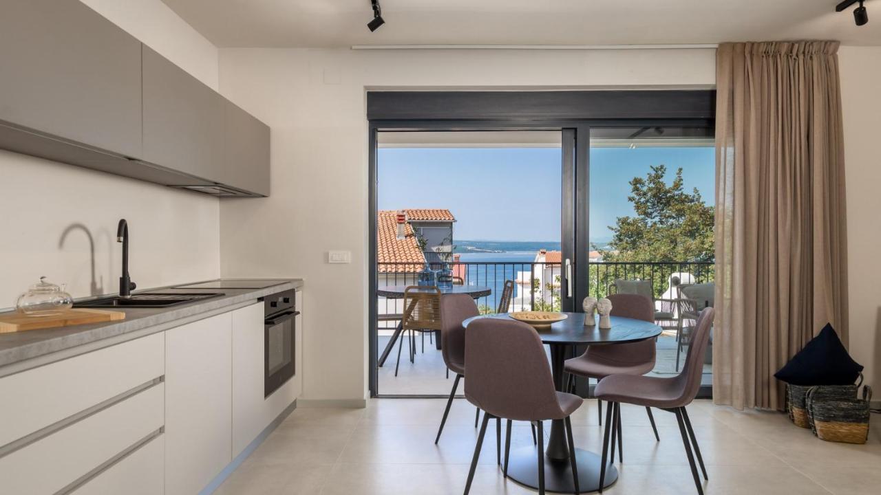 Apartments Villa Frankola With Swimming Pool Crikvenica Extérieur photo