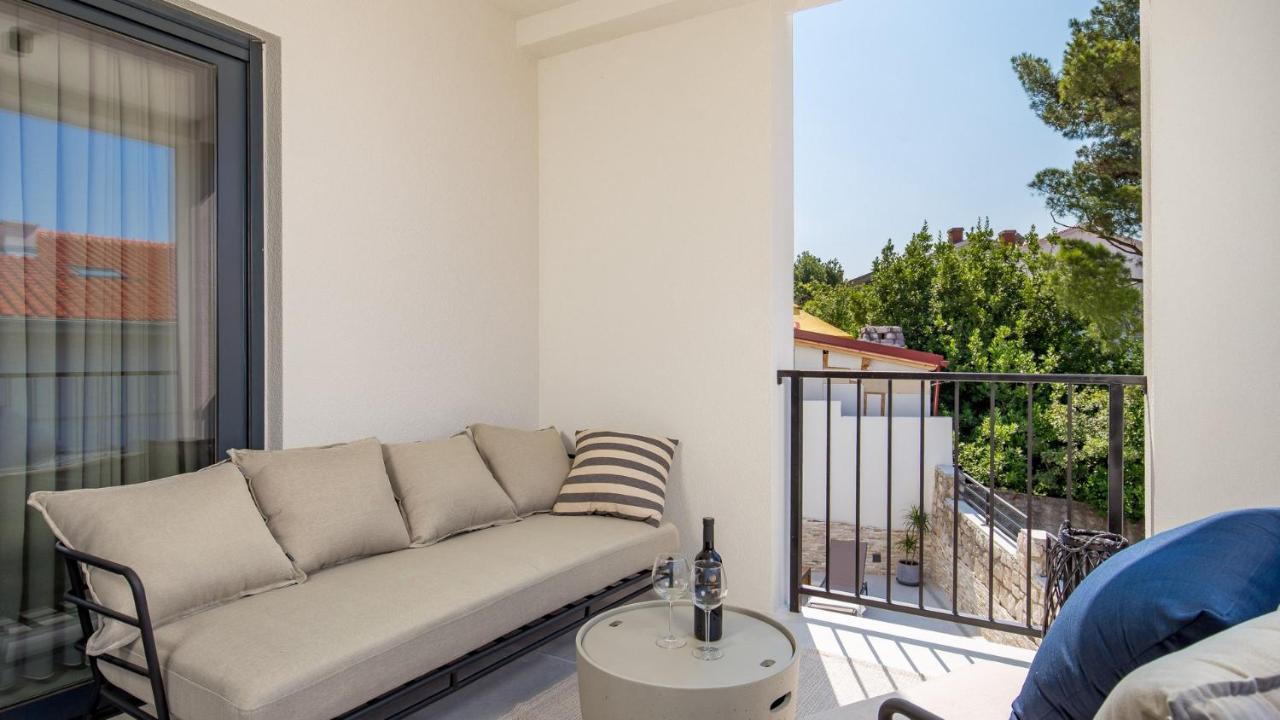 Apartments Villa Frankola With Swimming Pool Crikvenica Extérieur photo
