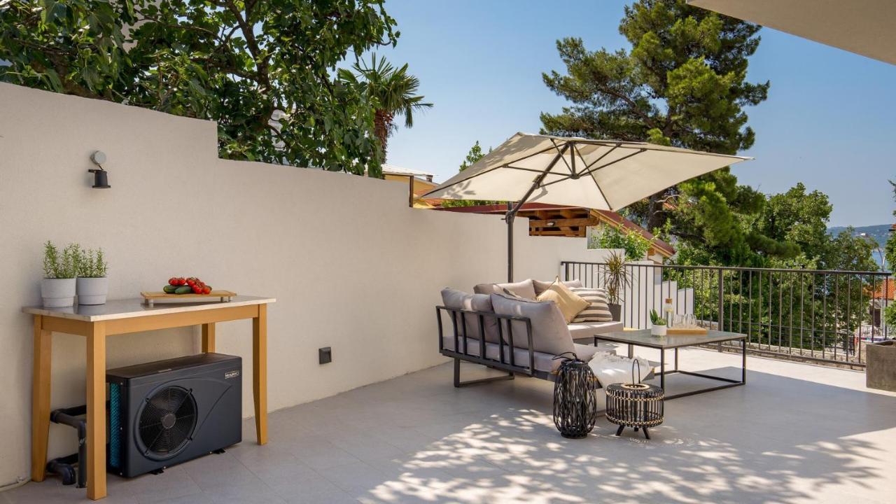 Apartments Villa Frankola With Swimming Pool Crikvenica Extérieur photo