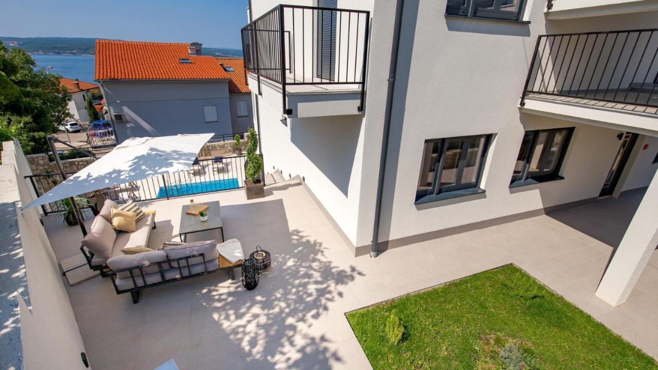 Apartments Villa Frankola With Swimming Pool Crikvenica Extérieur photo
