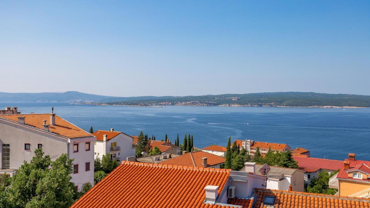 Apartments Villa Frankola With Swimming Pool Crikvenica Extérieur photo